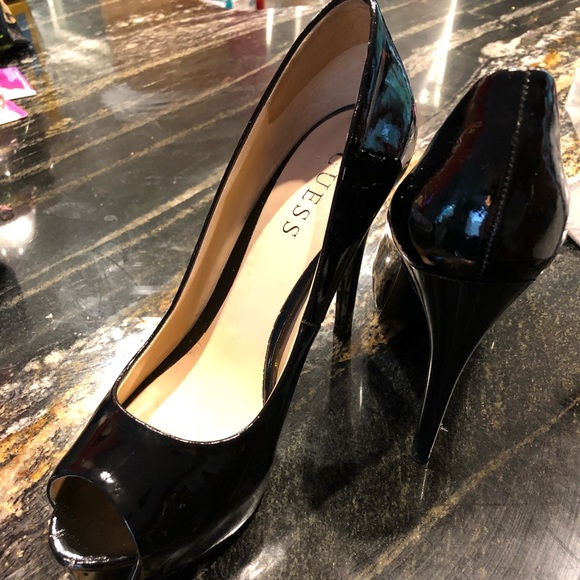 Guess heels - Picture 2 of 4